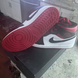 Air Jordan 1